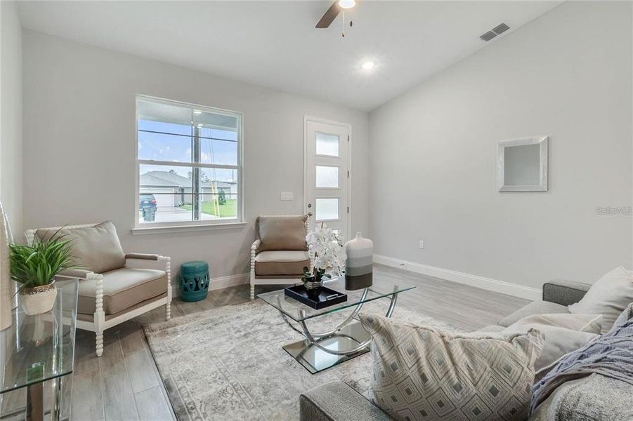 Furnished interior view inside a new home in , Kissimmee (Image 6).