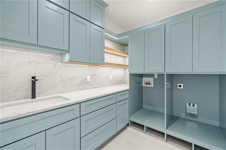 Furnished interior view inside a new home in , Milton (Image 46).