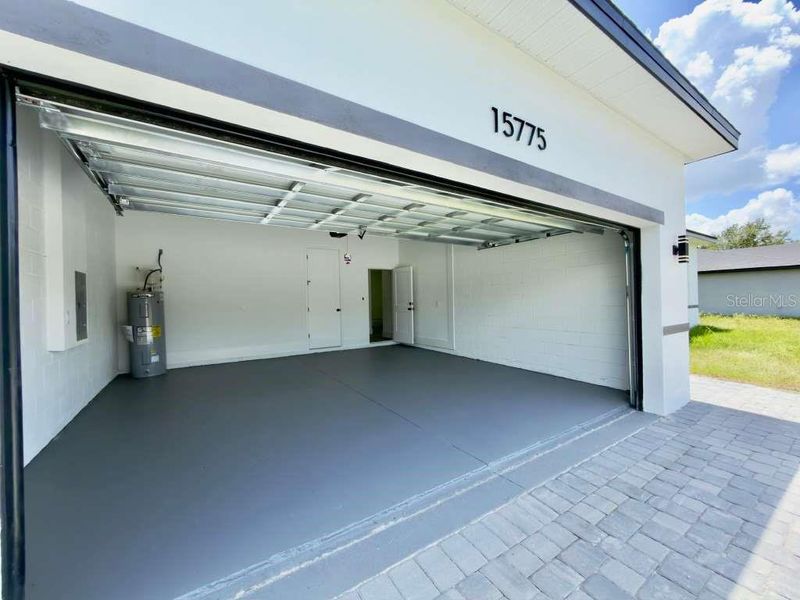 Exterior details and patio area of a home in , Ocala (Image 29).