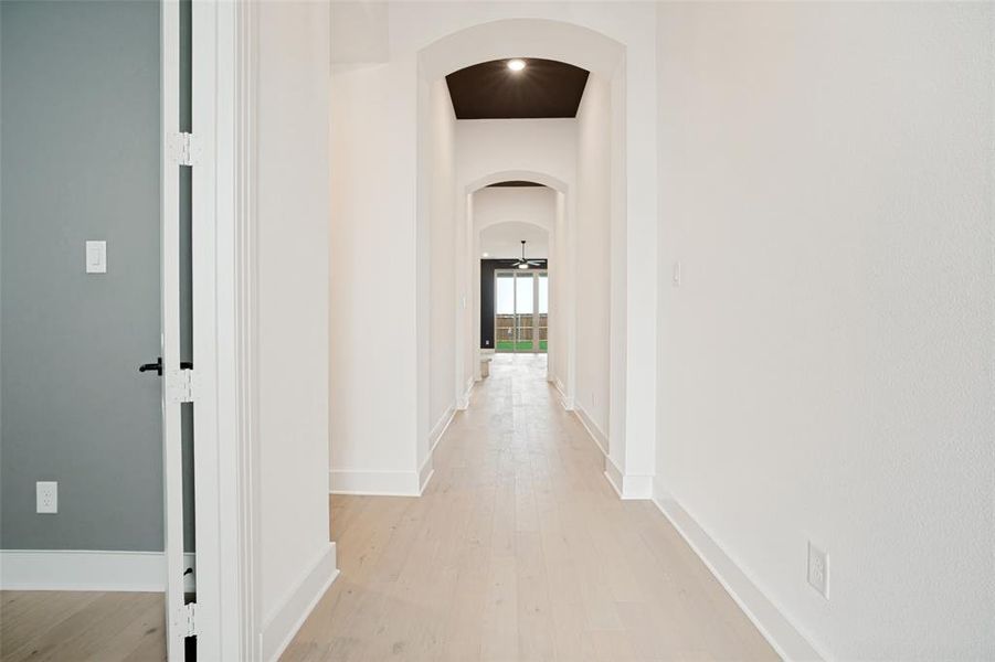 Spacious, unfurnished interior of a new home in Wildflower Ranch, Justin (Image 18).