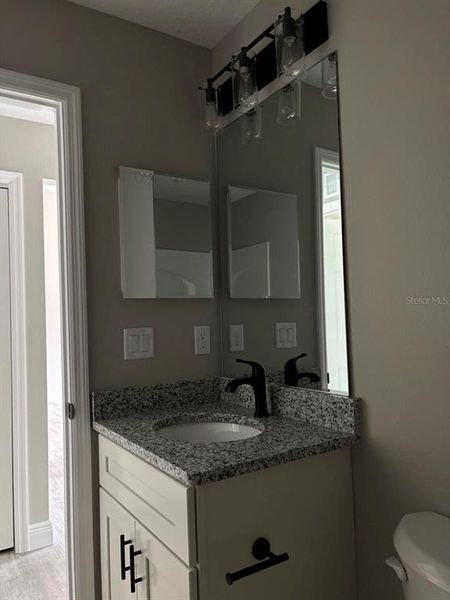 Furnished interior view inside a new home in , Dunnellon (Image 9).