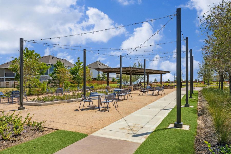 Community amenities in Elyson, Katy (Image 6). Community amenities in Elyson, Katy (Image 6).