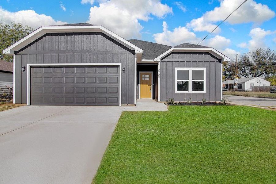 Front exterior of a new home in , Fort Worth, TX, highlighting curb appeal (Image 1). Front exterior of a new home in , Fort Worth, TX, highlighting curb appeal (Image 1).