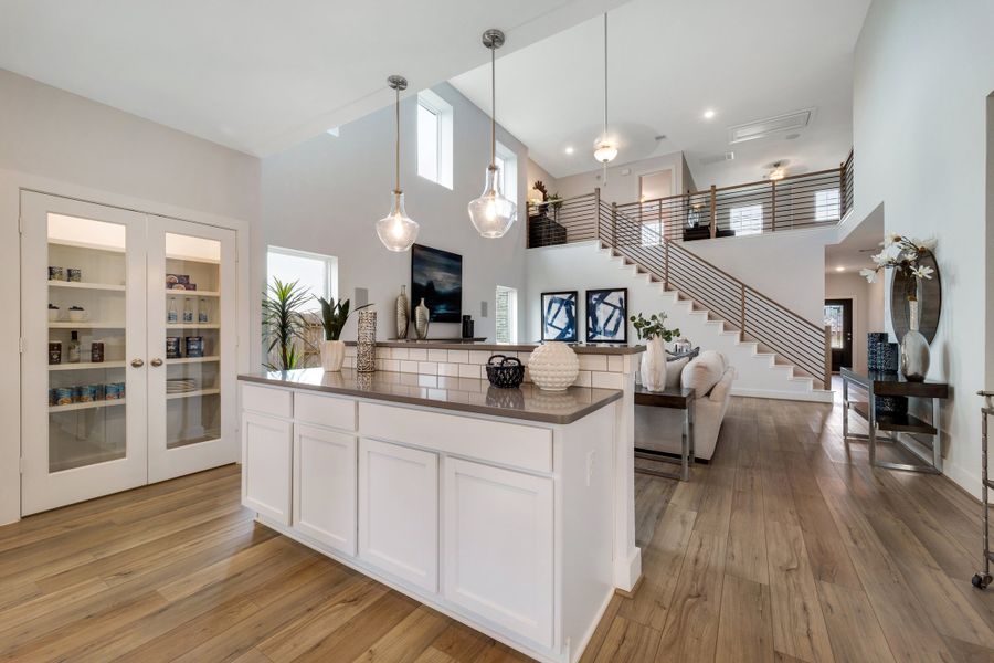 Furnished interior view inside a new home in Saddlebrook Estates, Waxahachie (Image 12). Furnished interior view inside a new home in Saddlebrook Estates, Waxahachie (Image 12).