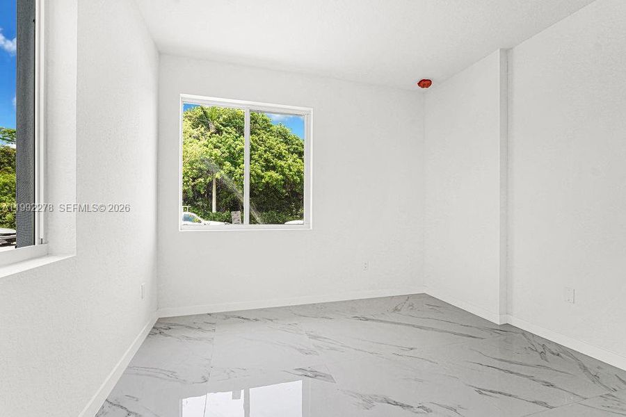 Spacious, unfurnished interior of a new home in , Miami (Image 69).