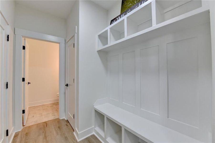 Spacious, unfurnished interior of a new home in , Jefferson (Image 38).