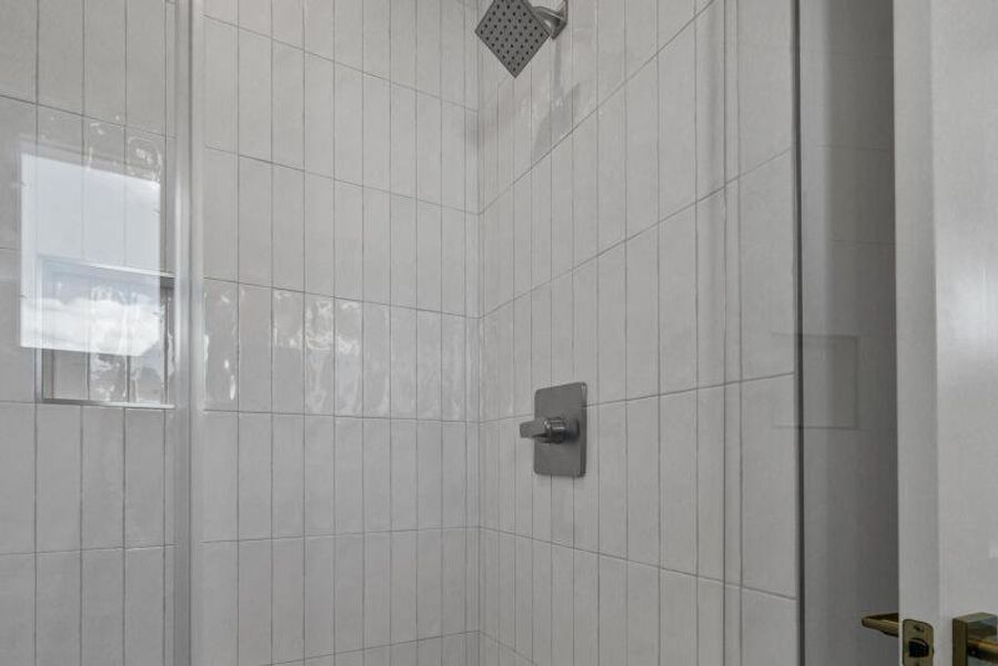 Close-up of interior finishes inside a home in , Edisto Beach (Image 20).