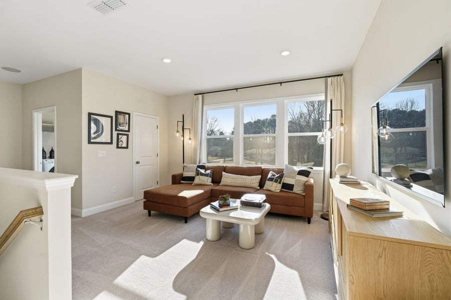 Representative furnished interior of a home built from the Essex by Taylor Morrison in Dreycott, Lawrenceville (Image 38).
