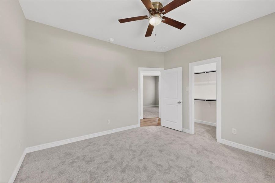 Spacious, unfurnished interior of a new home in , White Settlement (Image 20).