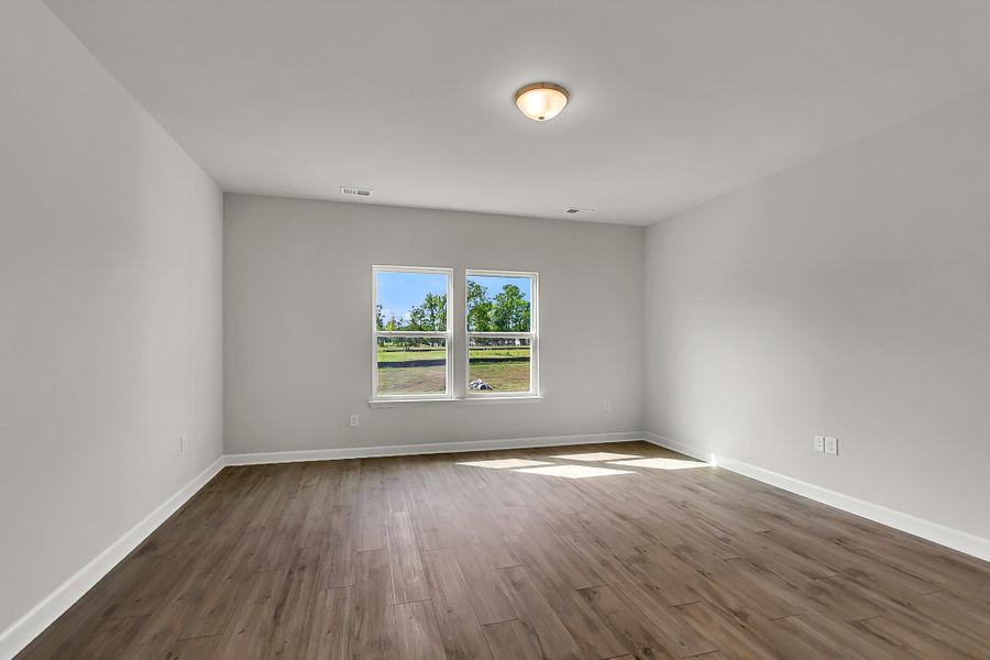 Representative unfurnished interior of a home built from the Washington by Ashton Woods in Trieste at Bella Vita, Myrtle Beach (Image 13).