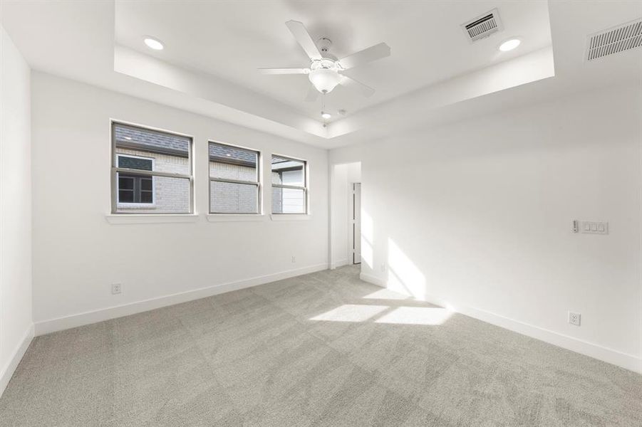 17_18. 1028 Golden Galaxy - Game