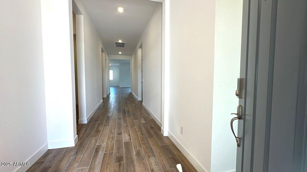 C42C0B86- (002) C42C0B86- (002)