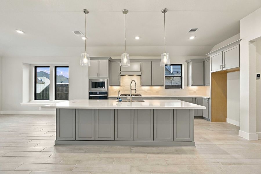 Furnished interior view inside a new home in Arabella on the Prairie, Richmond (Image 6). Furnished interior view inside a new home in Arabella on the Prairie, Richmond (Image 6).