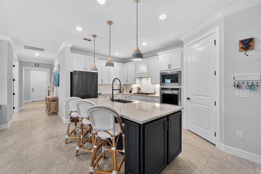 Furnished interior view inside a new home in , Land O' Lakes (Image 44).