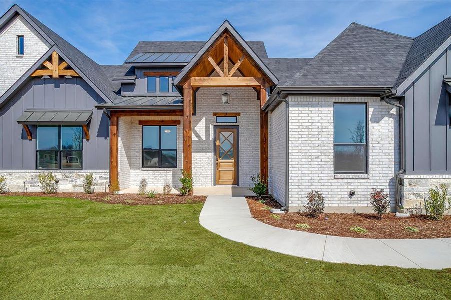 Front exterior of a new home in , Waxahachie, TX, highlighting curb appeal (Image 23). Front exterior of a new home in , Waxahachie, TX, highlighting curb appeal (Image 23).