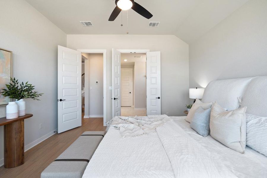 Furnished interior view inside a new home in Park Collection at Lariat, Liberty Hill (Image 16). Furnished interior view inside a new home in Park Collection at Lariat, Liberty Hill (Image 16).