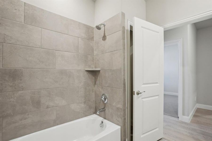 Photo is not of the actual home, but is an inspirational photo of builder’s model home and may depict options, furnishings, and/or decorator features that are not included. Photo is not of the actual home, but is an inspirational photo of builder’s model home and may depict options, furnishings, and/or decorator features that are not included.