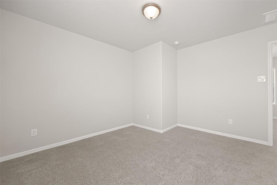 Spacious, unfurnished interior of a new home in Woodland Lakes, Houston (Image 42).