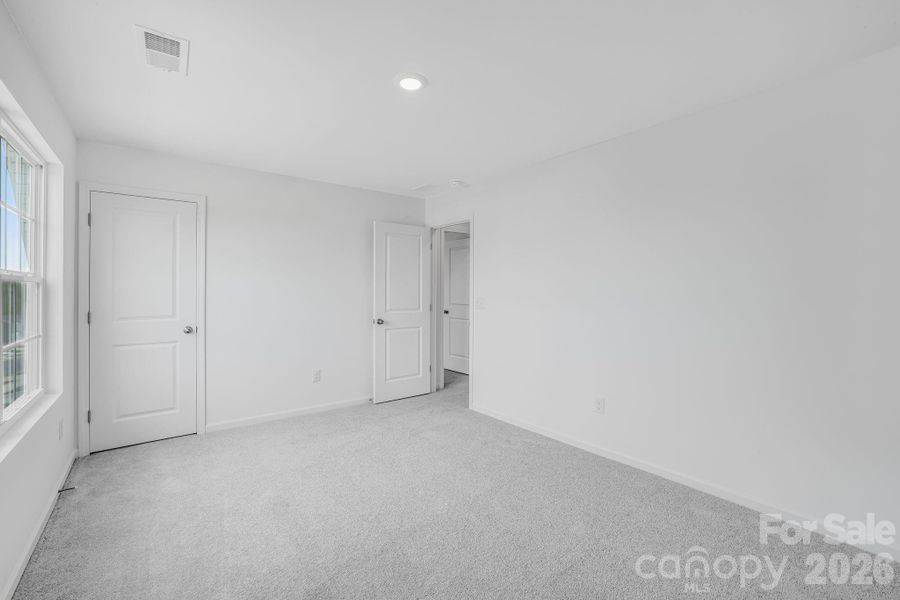 Spacious, unfurnished interior of a new home in Cleveland Hill, Shelby (Image 30).