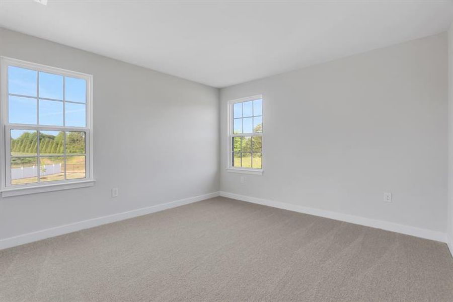 Spacious, unfurnished interior of a new home in Edinburgh, Locust Grove (Image 13).