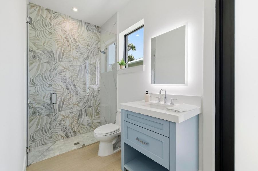 CABANA BATH 1ST FLOOR