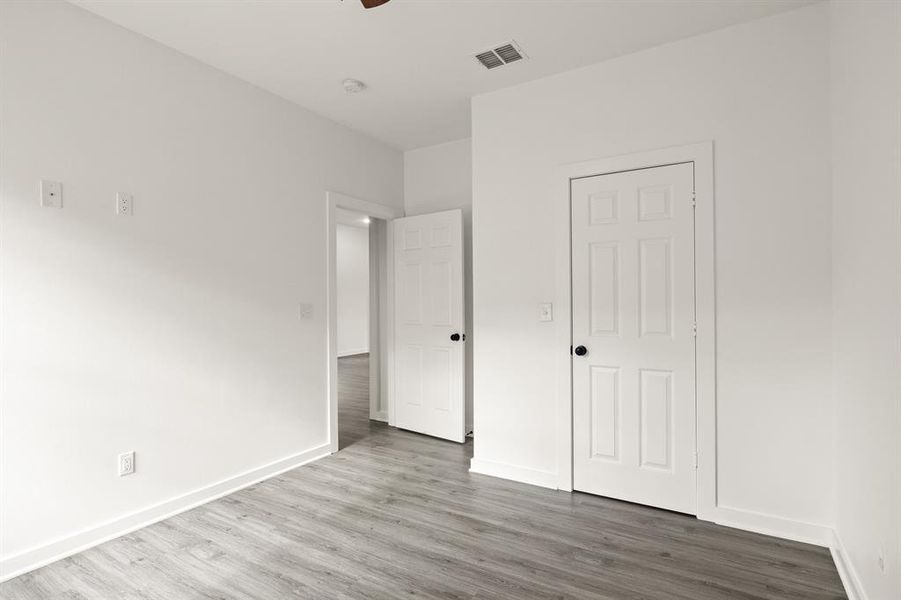 Spacious, unfurnished interior of a new home in , Pittsburg (Image 19).