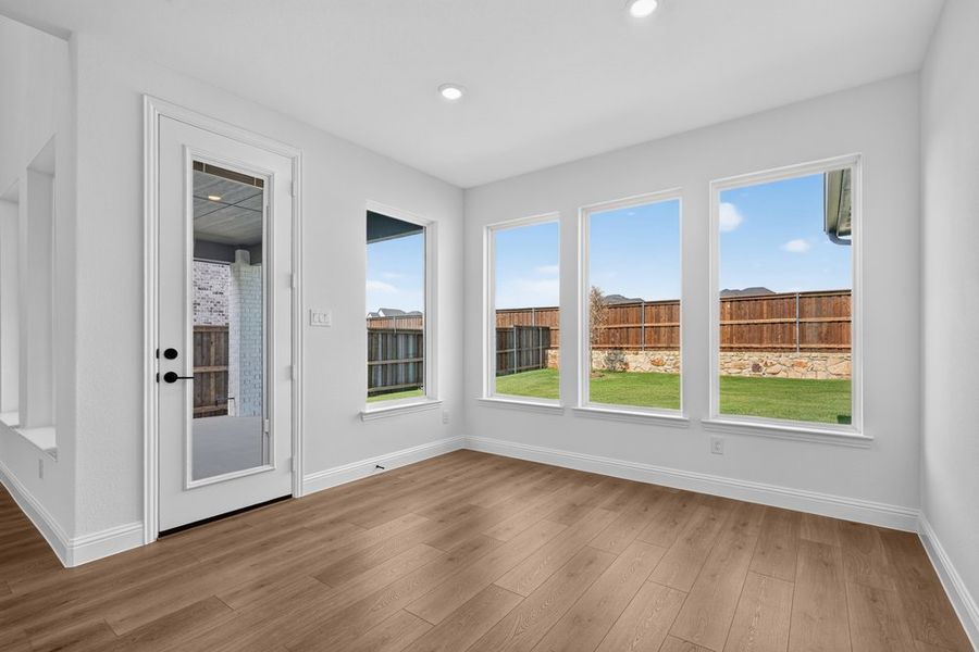 Spacious, unfurnished interior of a new home in The Ridge at Northlake, Northlake (Image 8).