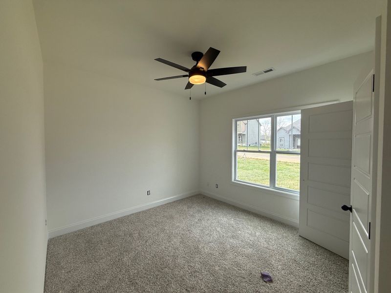 Spacious, unfurnished interior of a new home in Cherry Fields, Clarksville (Image 5).