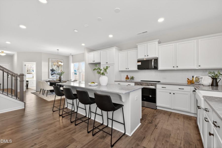 BSV 74 Lenox 2475 EA1 IC (4) BSV 74 Lenox 2475 EA1 IC (4)