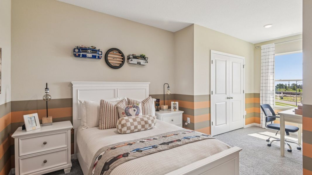 Representative furnished interior of a home built from the Glen by D.R. Horton in Meadow Ridge at Epperson, Wesley Chapel (Image 28).