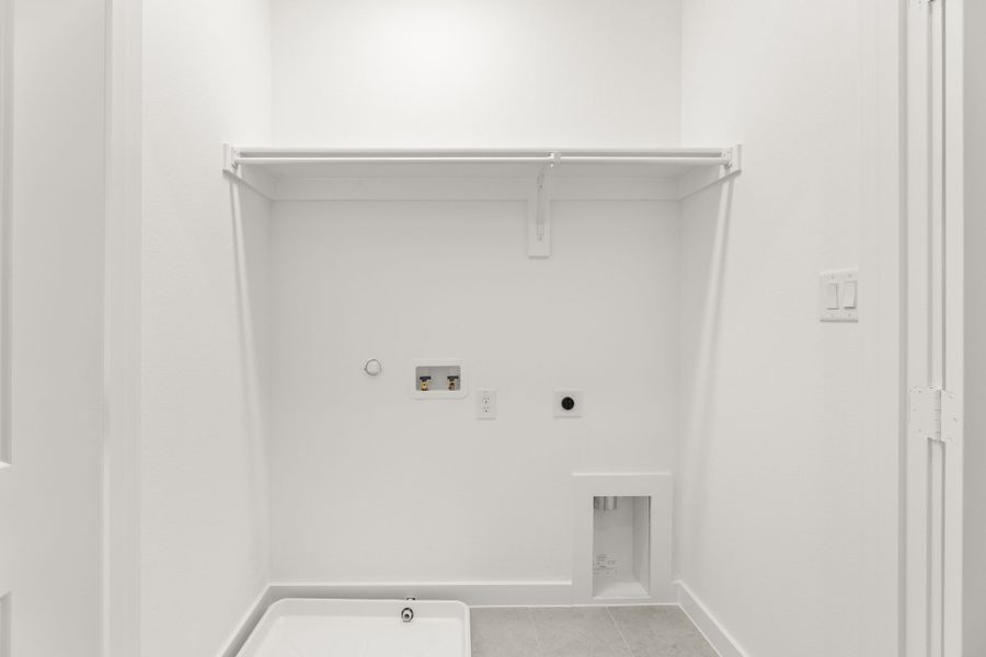 Spacious, unfurnished interior of a new home in Ten Mile Creek, Celina (Image 33). Spacious, unfurnished interior of a new home in Ten Mile Creek, Celina (Image 33).