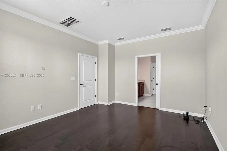 Spacious, unfurnished interior of a new home in , Port St. Lucie (Image 44).