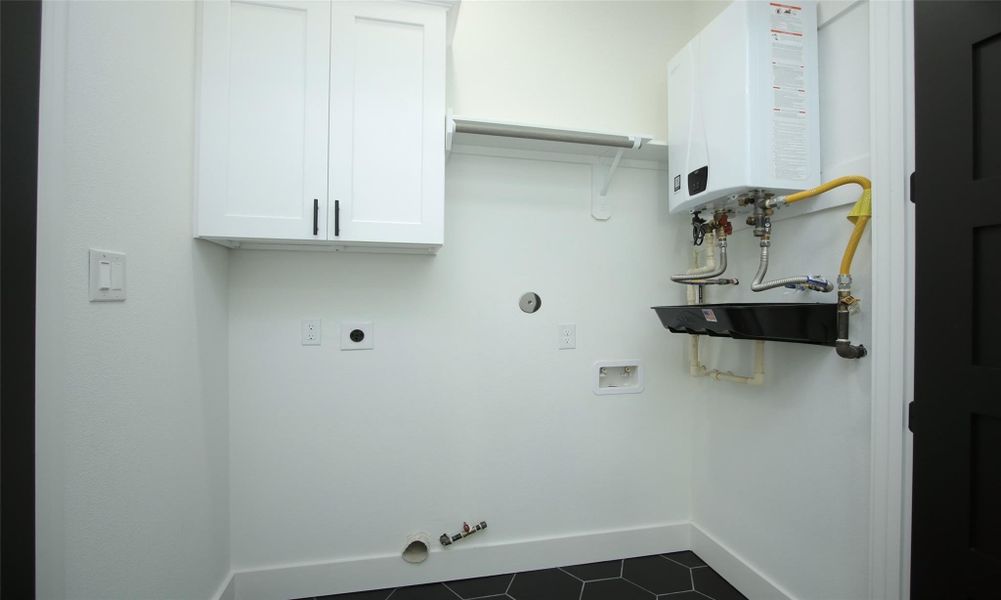 Utility Room conveniently located upstairs. Utility Room conveniently located upstairs.