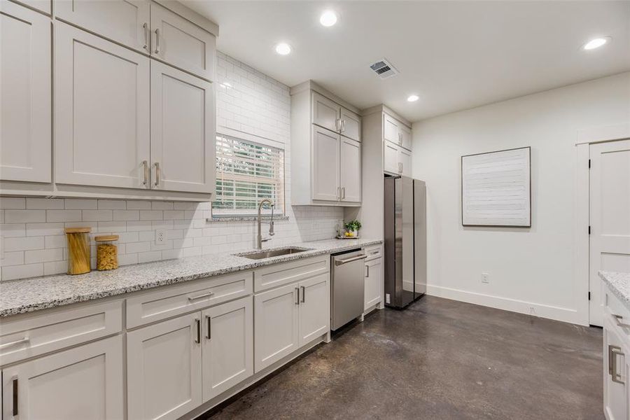 Furnished interior view inside a new home in , Greenville (Image 4).