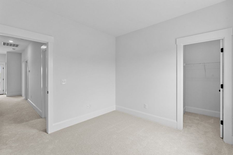 Spacious, unfurnished interior of a new home in Lilah Grove, Summerfield (Image 41).