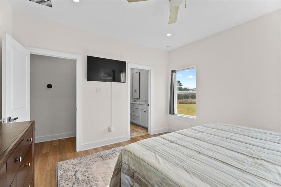 Image 31 of a home in .