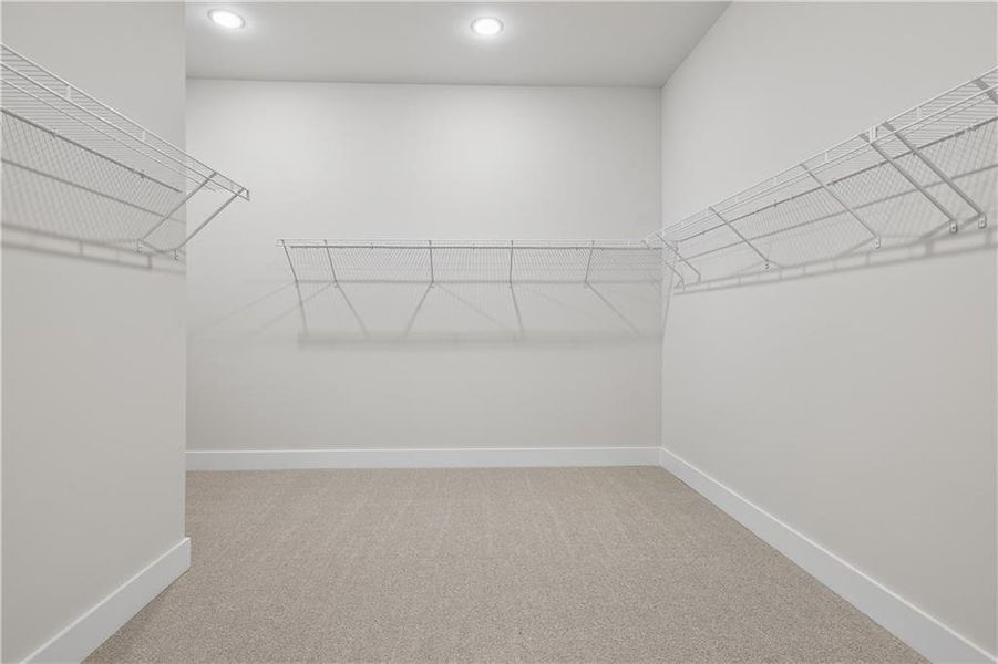 Image 75 of a home in .