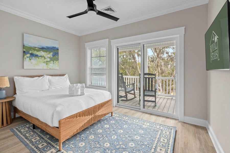 Furnished interior view inside a new home in , Edisto Island (Image 13).