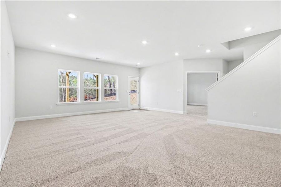 Spacious, unfurnished interior of a new home in The Fields of Walnut Creek, Pendergrass (Image 31).