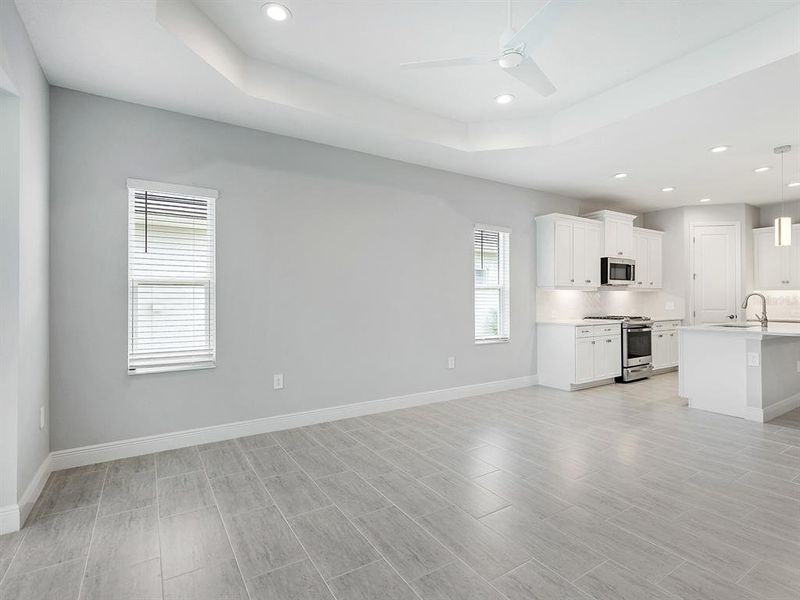 Spacious, unfurnished interior of a new home in , Venice (Image 36).