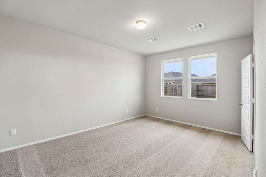 Spacious, unfurnished interior of a new home in Sorella, Tomball (Image 15). Spacious, unfurnished interior of a new home in Sorella, Tomball (Image 15).