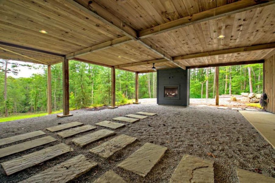 Image 53 of a home in .