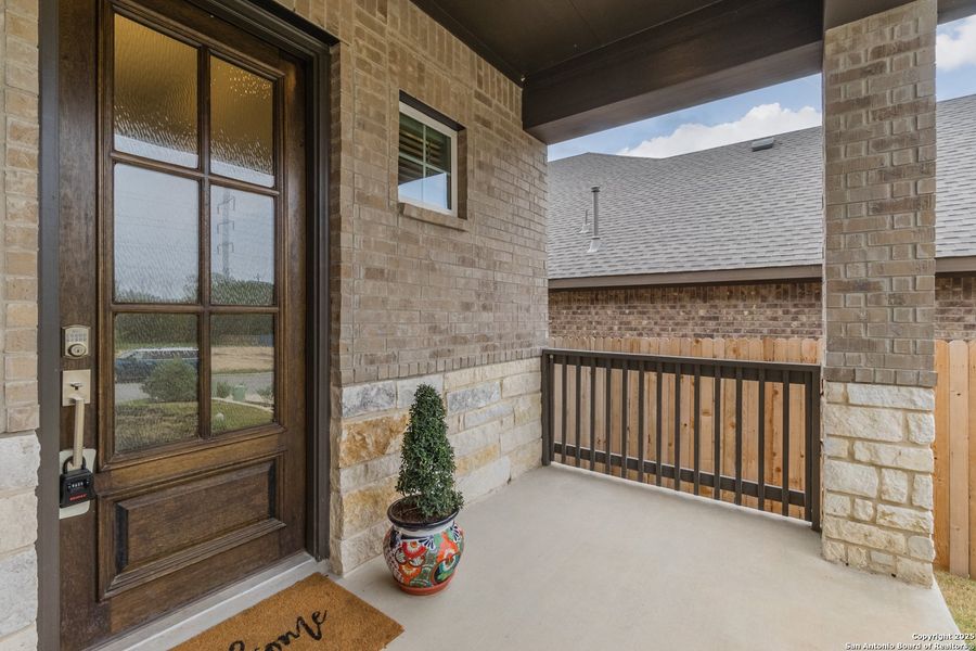 Image 56 of a home in Cibolo Crossing.