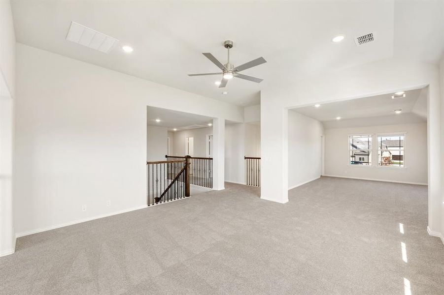 Spacious, unfurnished interior of a new home in Somerset Classic 70s & 80s, Mansfield (Image 38). Spacious, unfurnished interior of a new home in Somerset Classic 70s & 80s, Mansfield (Image 38).