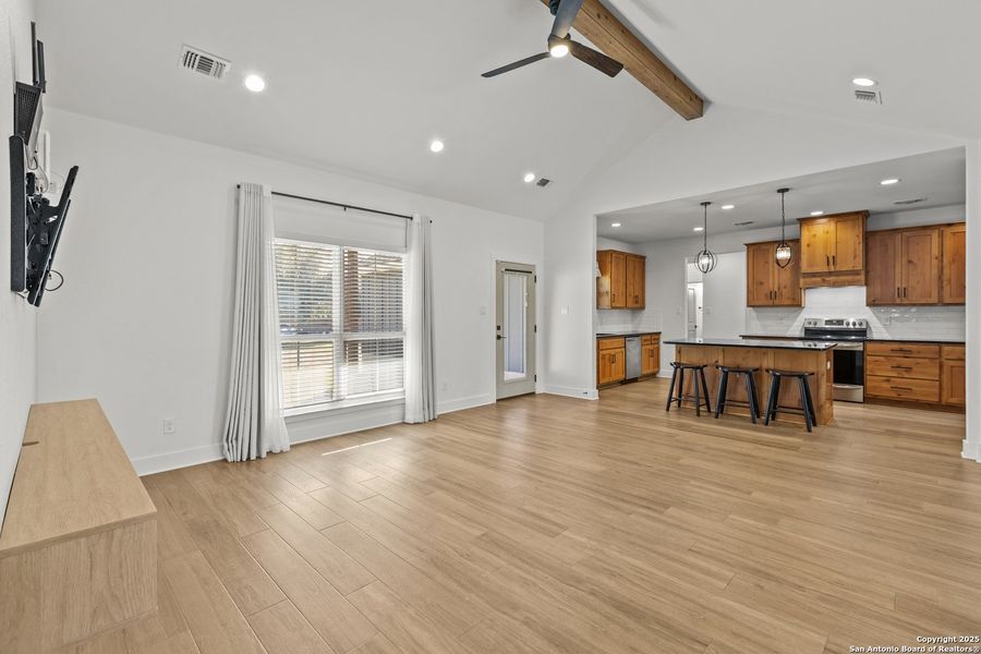 Image 17 of a home in .