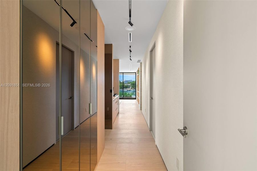 Spacious, unfurnished interior of a new home in , Miami Beach (Image 18). Spacious, unfurnished interior of a new home in , Miami Beach (Image 18).