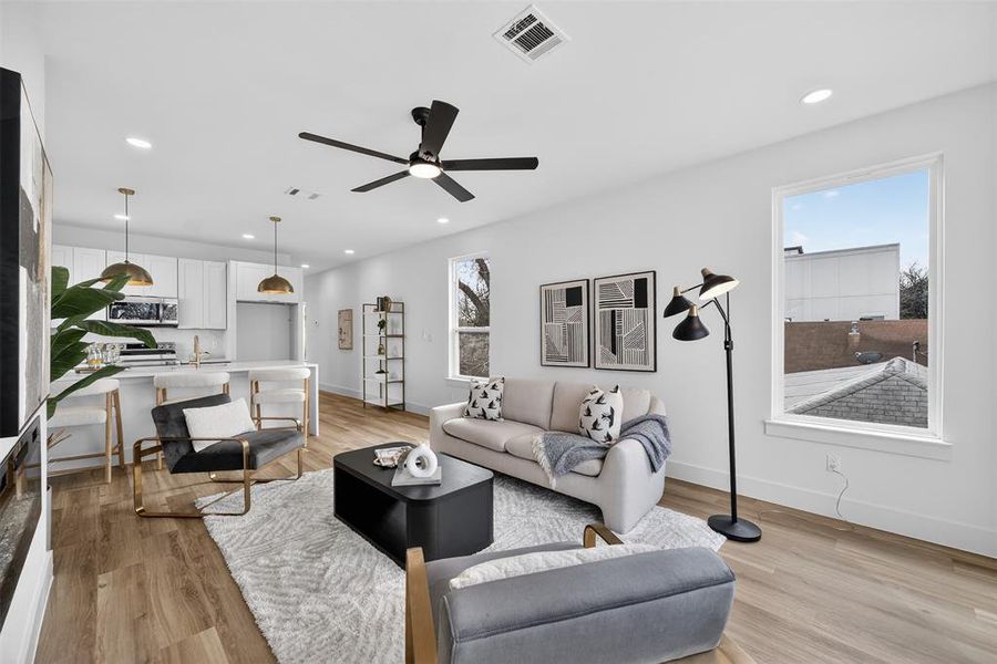 Furnished interior view inside a new home in , Dallas (Image 32).