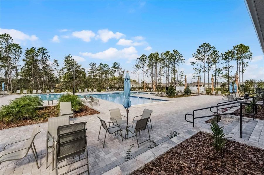 Community amenities in Archers Mill, Ormond Beach (Image 72).