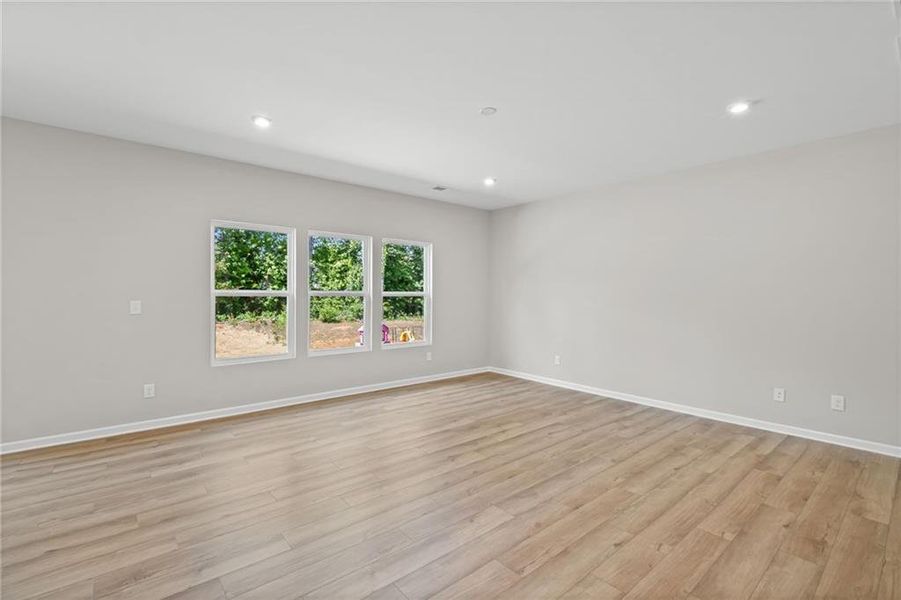 Spacious, unfurnished interior of a new home in Cherry Glen, Euharlee (Image 36).