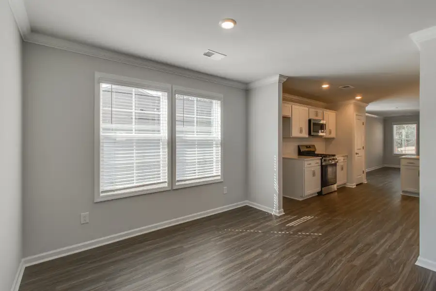 Spacious, unfurnished interior of a new home in Killians Crossing, Blythewood (Image 17).